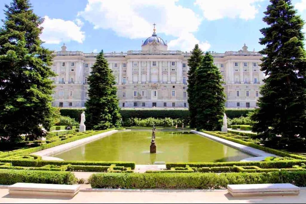 El Apartamento En Opera Palacio Real Madrid Eksteriør billede
