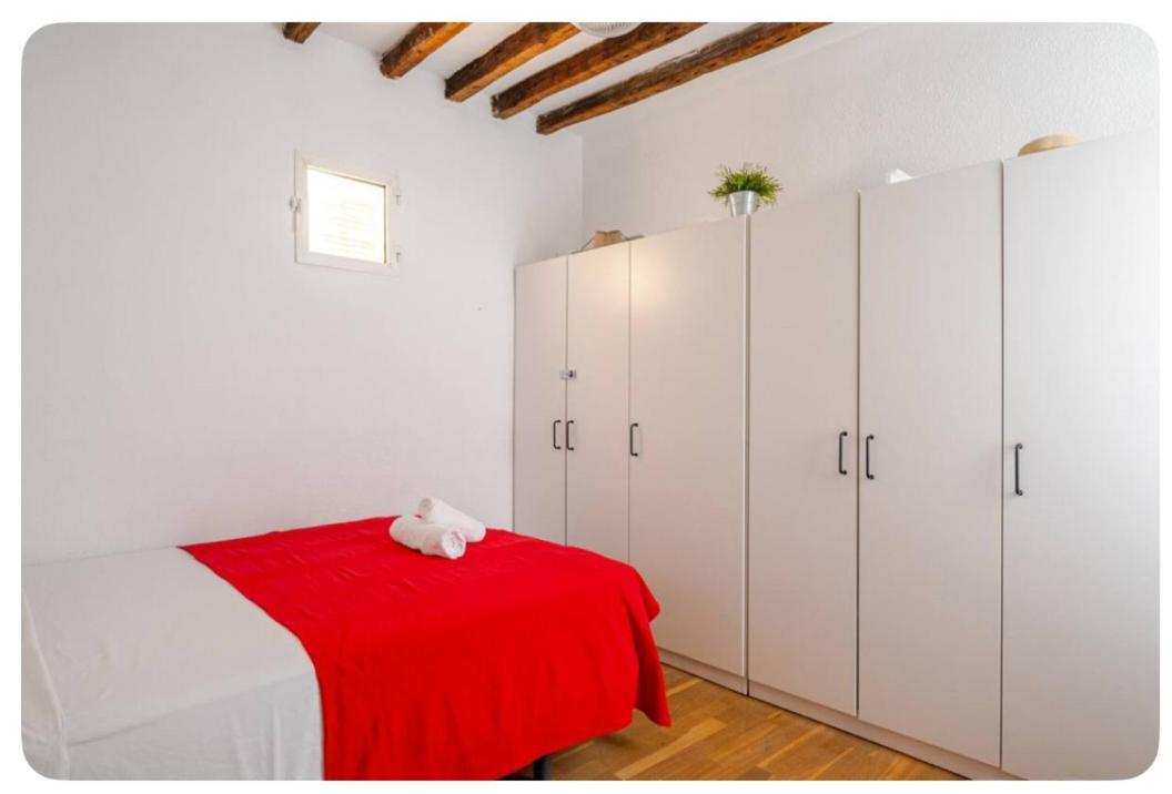 El Apartamento En Opera Palacio Real Madrid Eksteriør billede