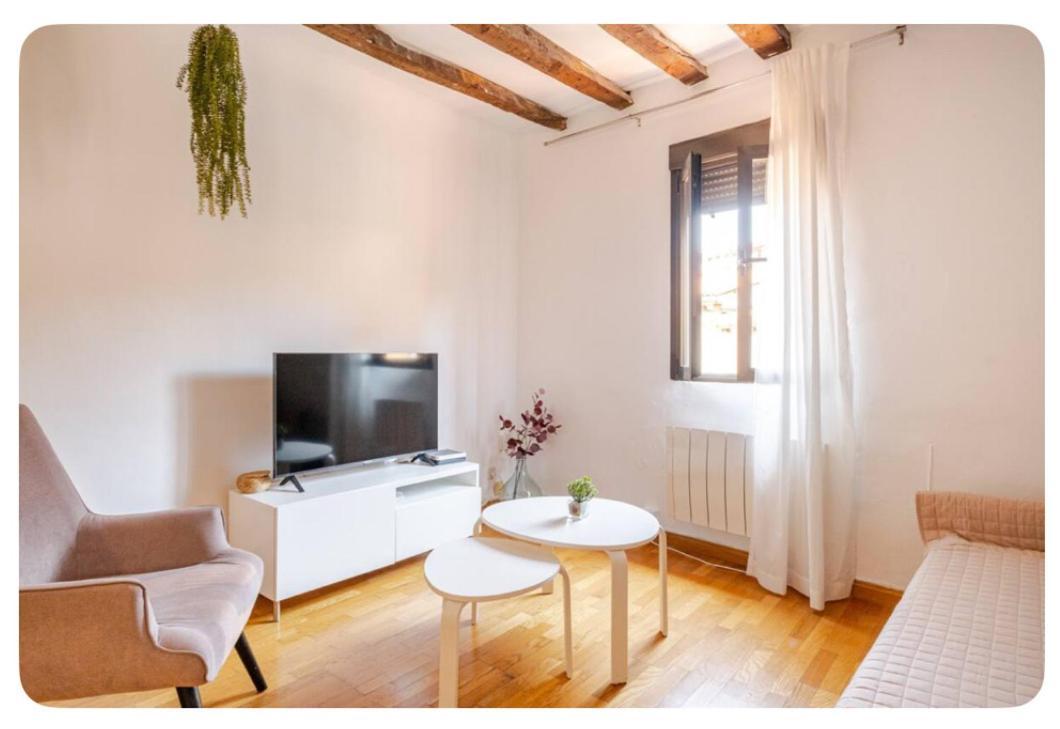El Apartamento En Opera Palacio Real Madrid Eksteriør billede